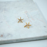 #Palm Kiss Earrings Gold